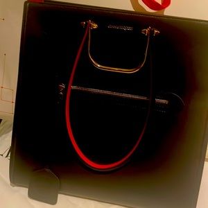 Brand new 100% authentic Alexander McQueen Call Tall story never ever been used